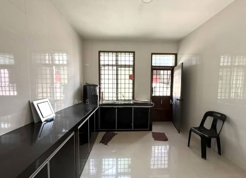 1-storey Terraced House for Sale in Taman Nusa Bestari 2 (Iskandar Puteri (Nusajaya)) - Jasmine Lim - Kitchen - PropertyGuru.com.my