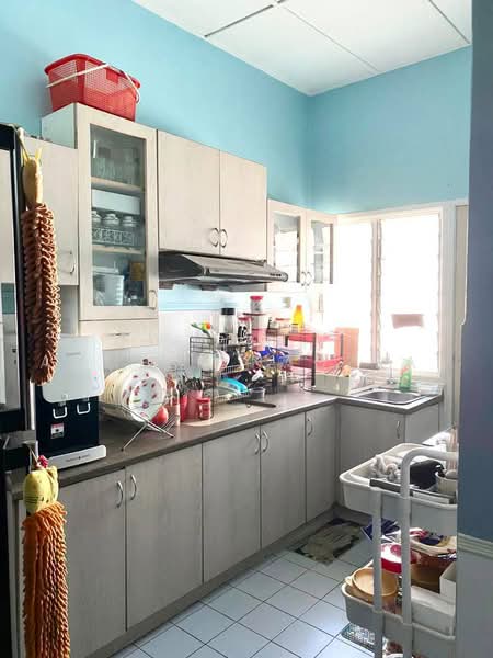 Rumah Teres 1-Tingkat untuk Dijual di Bandar Tun Hussein Onn (Cheras) - Ammeer Nadzrai - Kitchen - PropertyGuru.com.my