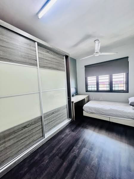 Apartment for Rent at Larkin Residence (Phase One) - Jessica Ma - Bedroom - PropertyGuru.com.my