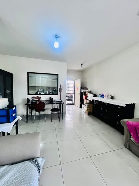 Apartment for Rent at Larkin Residence (Phase One) - Jessica Ma - Living Room - PropertyGuru.com.my
