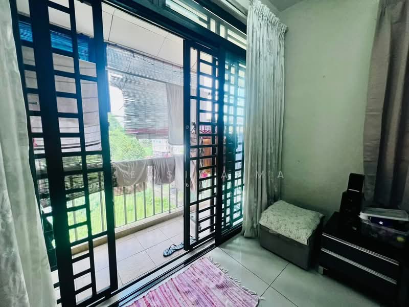 Apartment for Rent at Larkin Residence (Phase One) - Jessica Ma - Balcony - PropertyGuru.com.my