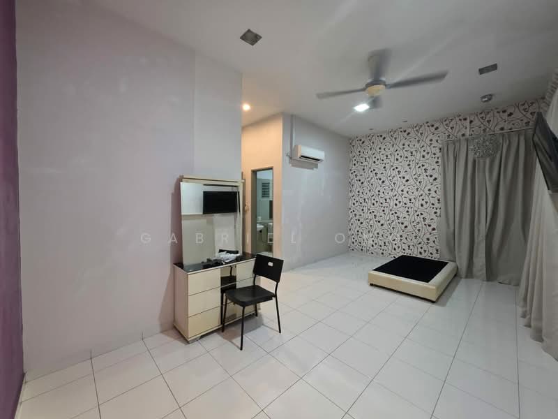 Rumah Teres 2-Tingkat untuk Dijual di Taman Setia Indah (Tebrau) - Gabriel Ong - Bedroom - PropertyGuru.com.my