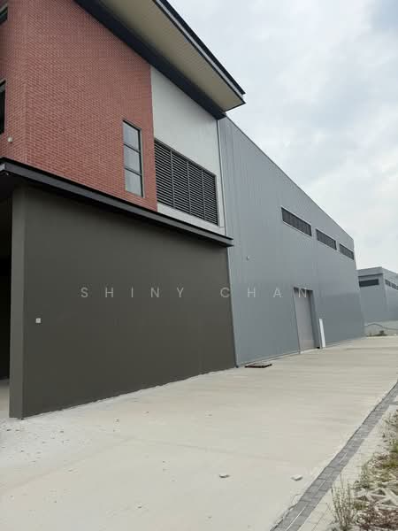 Kilang Berkembar untuk Disewa di Taman Sepang (Sepang) - Shiny Chan - Exterior - PropertyGuru.com.my