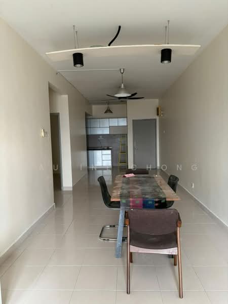 Kondominium untuk Dijual di Symphony Heights (Simfoni Heights) - Pauline Chong - Dining Room - PropertyGuru.com.my