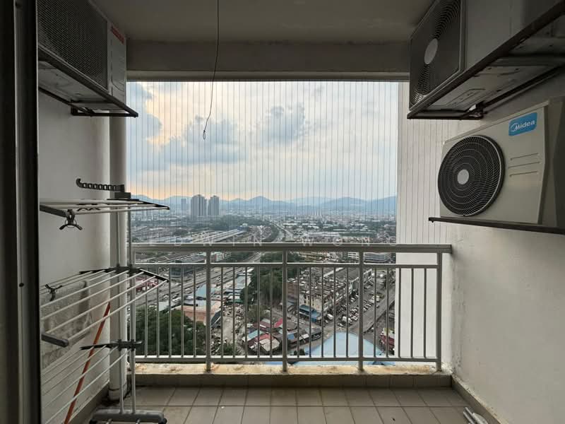 Kondominium untuk Dijual di Symphony Heights (Simfoni Heights) - Edwin Wong - Balcony - PropertyGuru.com.my