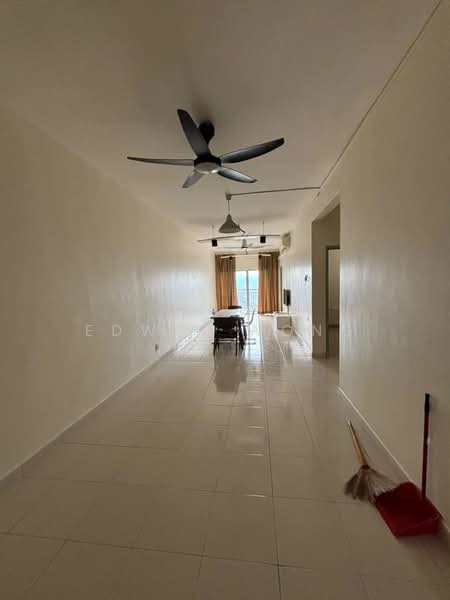 Kondominium untuk Dijual di Symphony Heights (Simfoni Heights) - Edwin Wong - Corridor - PropertyGuru.com.my
