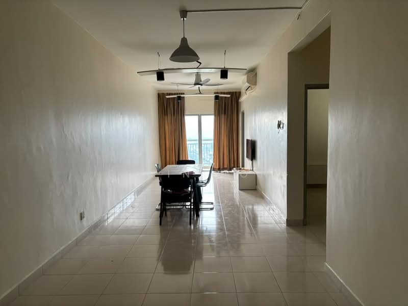 Kondominium untuk Dijual di Symphony Heights (Simfoni Heights) - Edwin Wong - Living Room - PropertyGuru.com.my