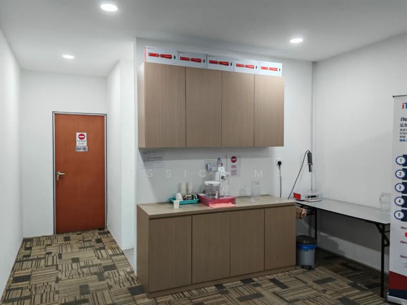 Shop for Rent in Taman Molek (Johor Bahru) - Jessica Ma - Interior - PropertyGuru.com.my