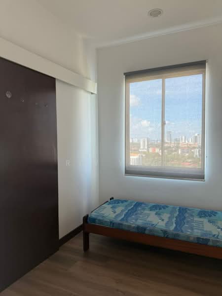 Kediaman Servis untuk Disewa di Paragon Residences @ Straits View - Roy Yap - Bedroom - PropertyGuru.com.my
