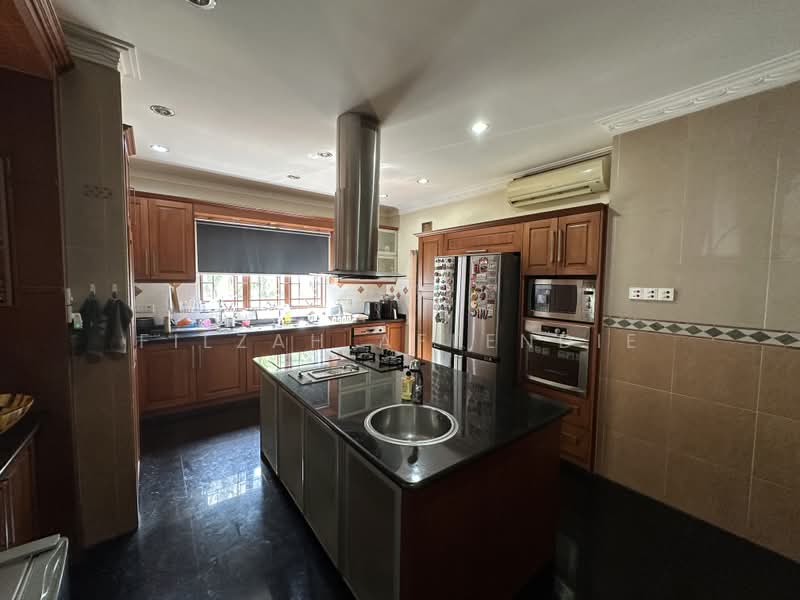 Rumah Teres 2-Tingkat untuk Dijual di Putra Heights (Subang Jaya) - Filzah Affendie - Kitchen - PropertyGuru.com.my