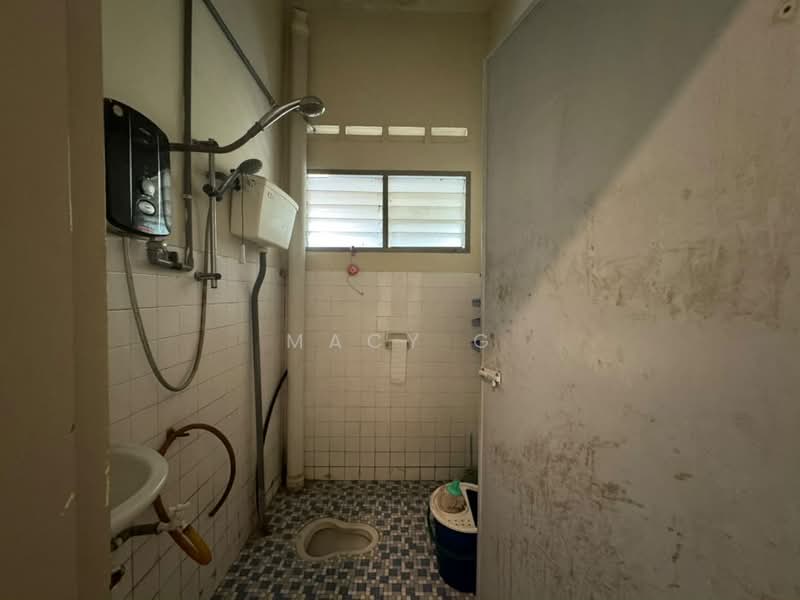 Rumah Teres 2-Tingkat untuk Dijual di Melaka City (Melaka) - Macy G - Bathroom - PropertyGuru.com.my