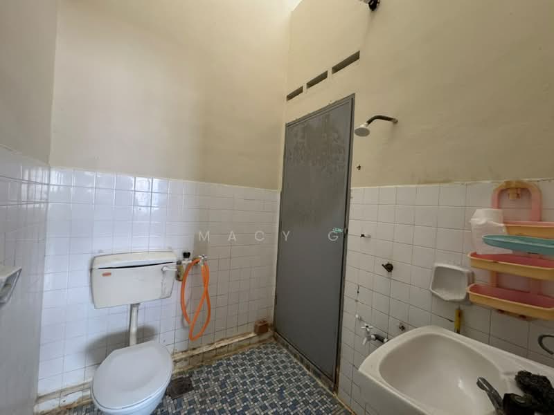 Rumah Teres 2-Tingkat untuk Dijual di Melaka City (Melaka) - Macy G - Bathroom - PropertyGuru.com.my