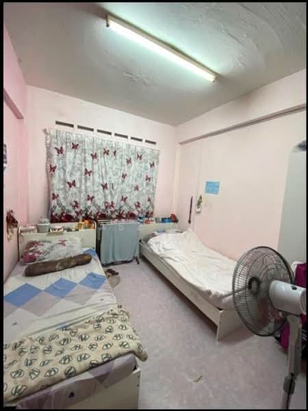 Rumah Flat untuk Dijual di Meranti - Jasz Ong - Bedroom - PropertyGuru.com.my