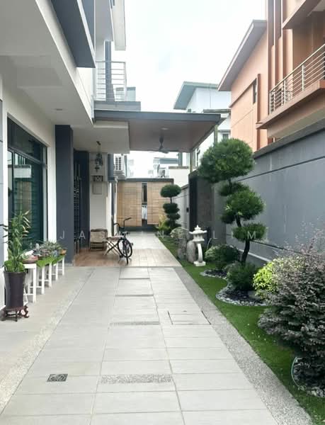 Rumah Berkembar untuk Dijual di Taman Desa Tebrau (Tebrau) - Jasmine Lim - Exterior - PropertyGuru.com.my