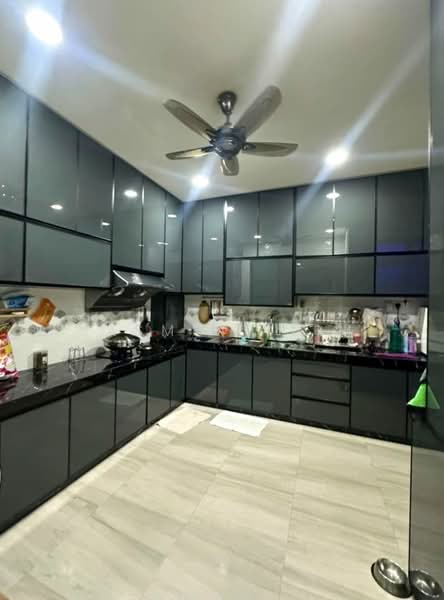 Rumah Berkembar untuk Dijual di Taman Desa Tebrau (Tebrau) - Jasmine Lim - Kitchen - PropertyGuru.com.my
