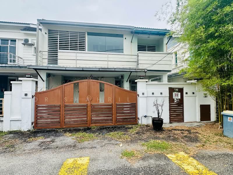 Rumah Kluster untuk Dijual di Bandar Saujana Putra (Jenjarom) - Dr Shahril Nizam - Exterior - PropertyGuru.com.my