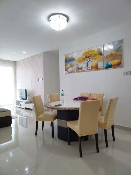 Service Residence for Sale at D'Tasek Residences (Tasek Impian) - Janice Yong - Dining Room - PropertyGuru.com.my