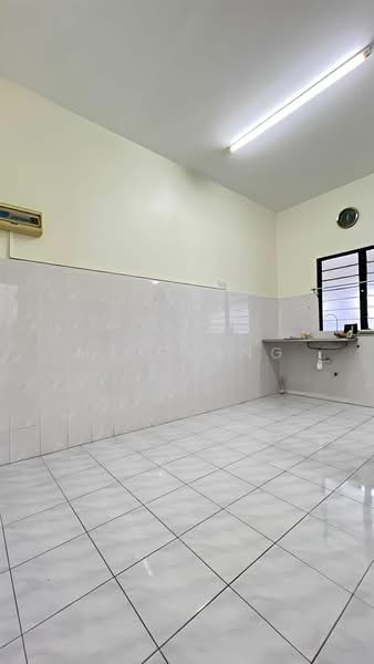 Pangsapuri untuk Dijual di Villa Batu Bukit - Ms Chang - PropertyGuru.com.my