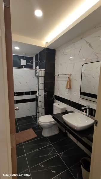 Condominium for Rent at QuayWest Residence - Chiam Hooi Chai - Bathroom - PropertyGuru.com.my