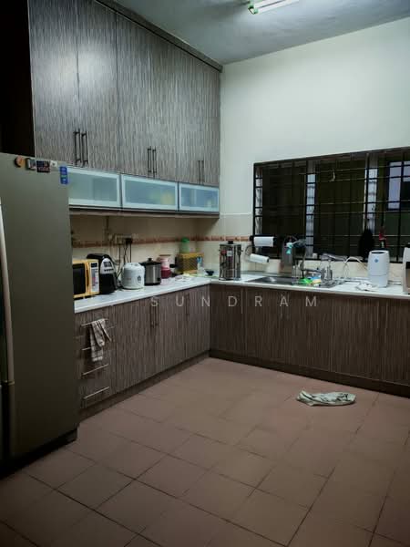 Rumah Berkembar untuk Dijual di Taman Mesra (Klang) - M. Sundram - Kitchen - PropertyGuru.com.my
