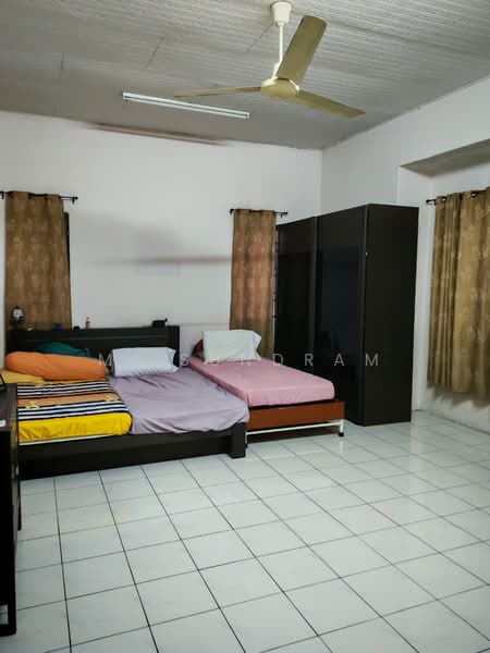 Rumah Berkembar untuk Dijual di Taman Mesra (Klang) - M. Sundram - Bedroom - PropertyGuru.com.my