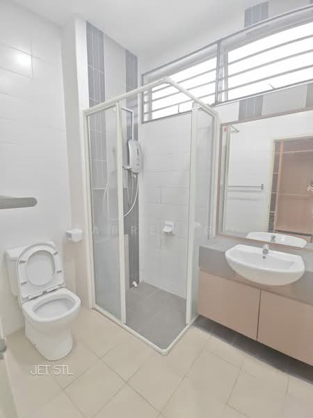 Rumah Teres 2-Tingkat untuk Dijual di Setia Alam (Selangor) - Darren Go - PropertyGuru.com.my