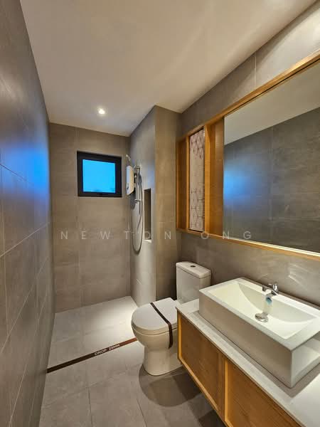 Kondominium untuk Dijual di RV2 Residence (Riverville Residences 2) - Newton Ong - Bathroom - PropertyGuru.com.my
