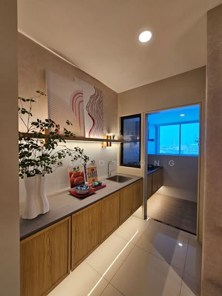 Kondominium untuk Dijual di RV2 Residence (Riverville Residences 2) - Newton Ong - Kitchen - PropertyGuru.com.my