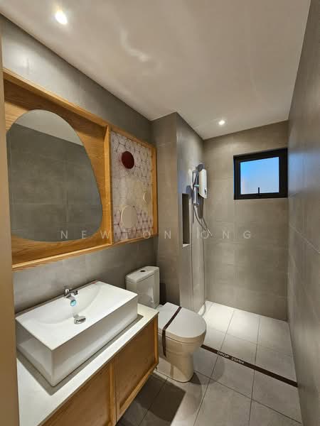 Kondominium untuk Dijual di RV2 Residence (Riverville Residences 2) - Newton Ong - Bathroom - PropertyGuru.com.my