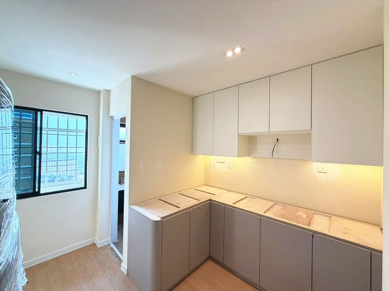 Pangsapuri untuk Dijual di Sri Ivori Apartment - Jen Choo - Kitchen - PropertyGuru.com.my