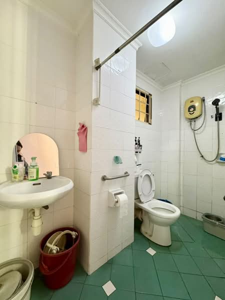 Apartment for Sale at Perdana Puri - Alison Chiu - Bathroom - PropertyGuru.com.my