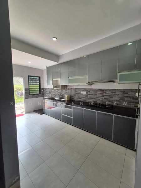 Rumah Teres 3-Tingkat untuk Dijual di TTDI Grove (Kajang) - Soon Sheng - Kitchen - PropertyGuru.com.my
