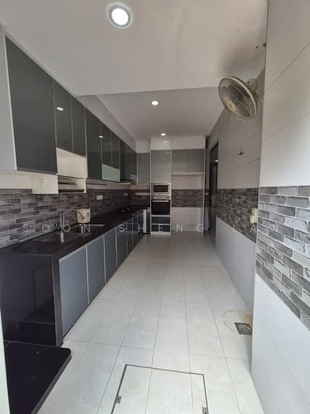 Rumah Teres 3-Tingkat untuk Dijual di TTDI Grove (Kajang) - Soon Sheng - Kitchen - PropertyGuru.com.my