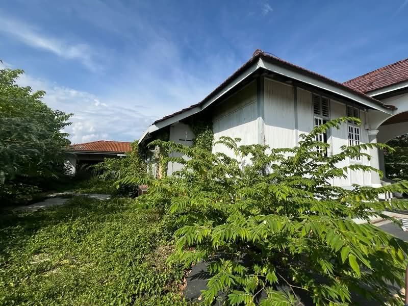 Bungalow House for Sale in Bandar Muar (Muar) - Micole Tan - PropertyGuru.com.my