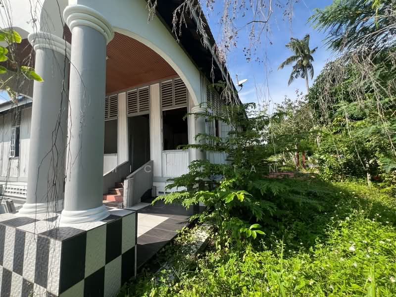 Bungalow House for Sale in Bandar Muar (Muar) - Micole Tan - PropertyGuru.com.my
