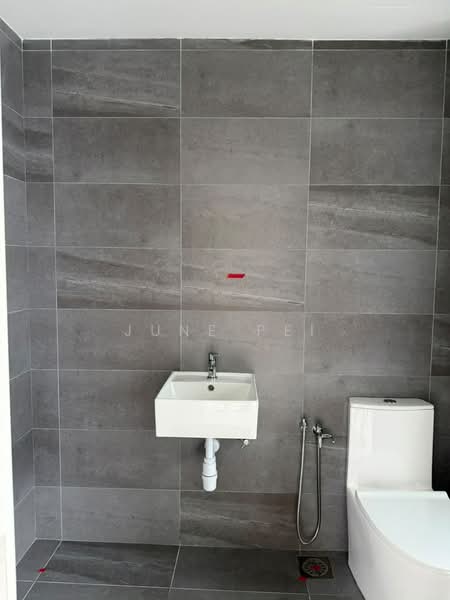 Kondominium untuk Dijual di Nestree Residence - June Pei - Bathroom - PropertyGuru.com.my