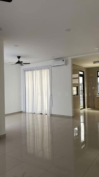 2-storey Terraced House for Rent in Taman Ekoflora (Johor Bahru) - Celine Yong - Living Room - PropertyGuru.com.my