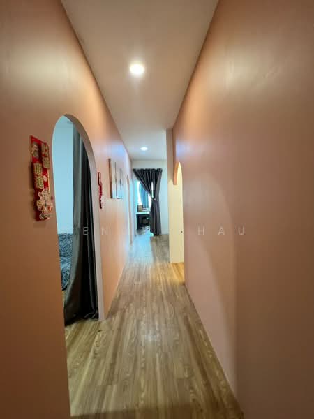 Shop / Office for Rent in Pusat Perdagangan Danga Utama (Johor Bahru) - Cendy Chau - Corridor - PropertyGuru.com.my