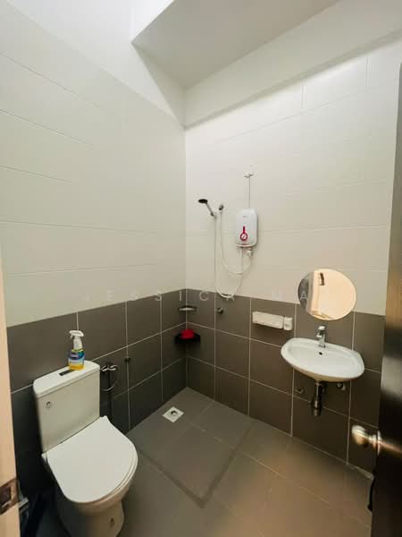 2-storey Terraced House for Rent in Iskandar Puteri (Nusajaya) (Johor) - Jessica Ma - Bathroom - PropertyGuru.com.my