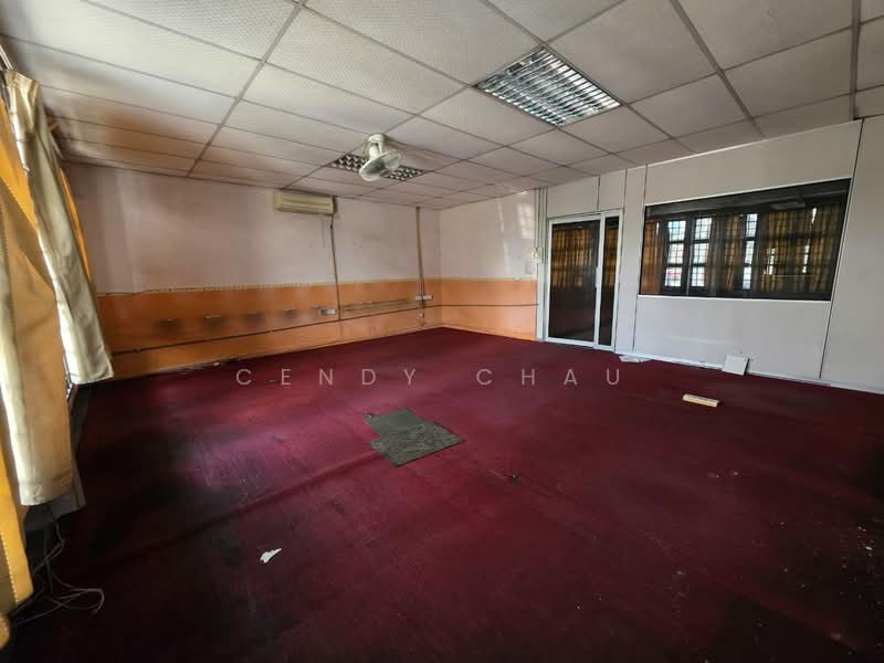 Shop / Office for Rent in Bandar Baru Uda (Tampoi) - Cendy Chau - Interior - PropertyGuru.com.my