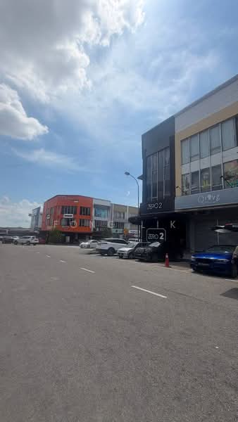Kedai untuk Disewa di Taman Ungku Tun Aminah (Skudai) - Fong Lik - Exterior - PropertyGuru.com.my