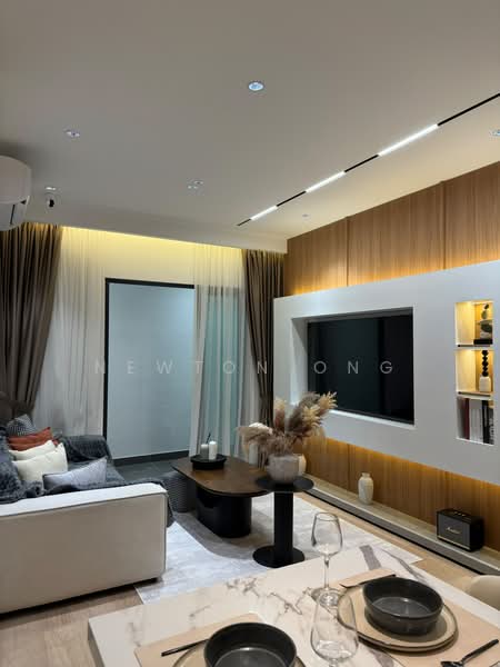 Kondominium untuk Dijual di Armani Avani Residence - Newton Ong - Living Room - PropertyGuru.com.my