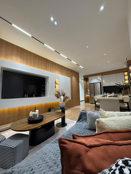 Kondominium untuk Dijual di Armani Avani Residence - Newton Ong - Living Room - PropertyGuru.com.my