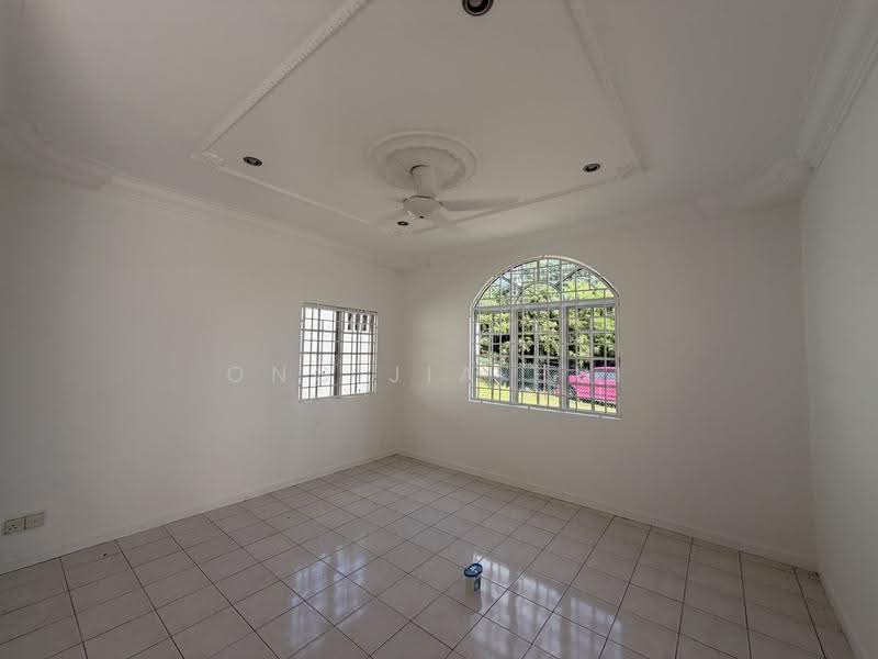 Bungalow House for Sale in Lavender Heights (Senawang) - Ong Jia Hui - PropertyGuru.com.my