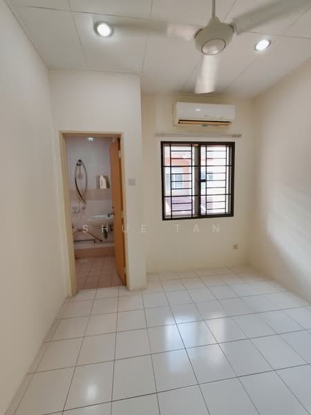 Rumah Teres 2-Tingkat untuk Dijual di Setia Alam (Selangor) - Shue Tan - Bathroom - PropertyGuru.com.my