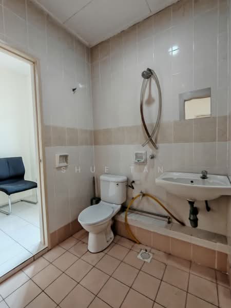 Rumah Teres 2-Tingkat untuk Dijual di Setia Alam (Selangor) - Shue Tan - Bathroom - PropertyGuru.com.my