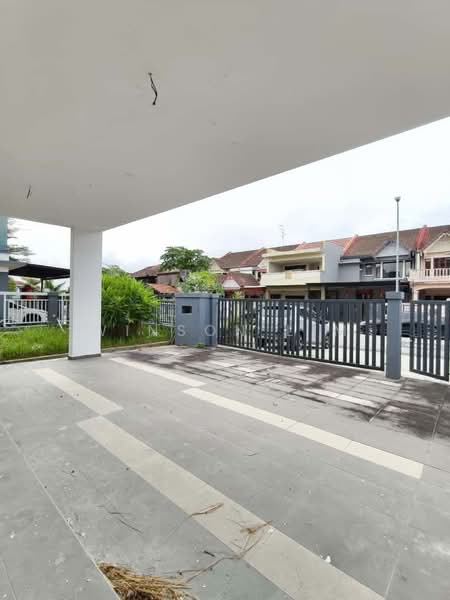 Semi-Detached House for Sale in Mutiara Rini (Skudai) - Winson Lim - Exterior - PropertyGuru.com.my