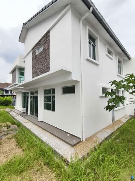 Semi-Detached House for Sale in Mutiara Rini (Skudai) - Winson Lim - Exterior - PropertyGuru.com.my