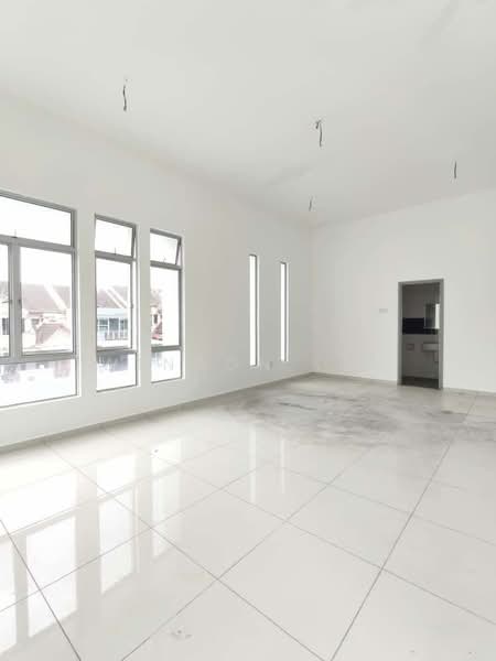 Semi-Detached House for Sale in Mutiara Rini (Skudai) - Winson Lim - Living Room - PropertyGuru.com.my