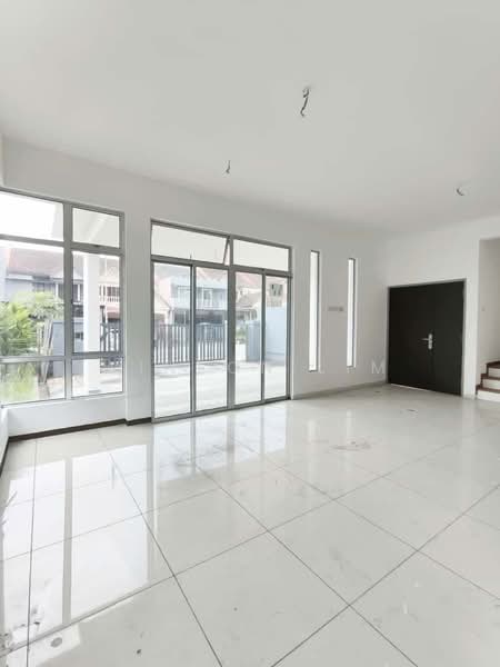 Semi-Detached House for Sale in Mutiara Rini (Skudai) - Winson Lim - Living Room - PropertyGuru.com.my